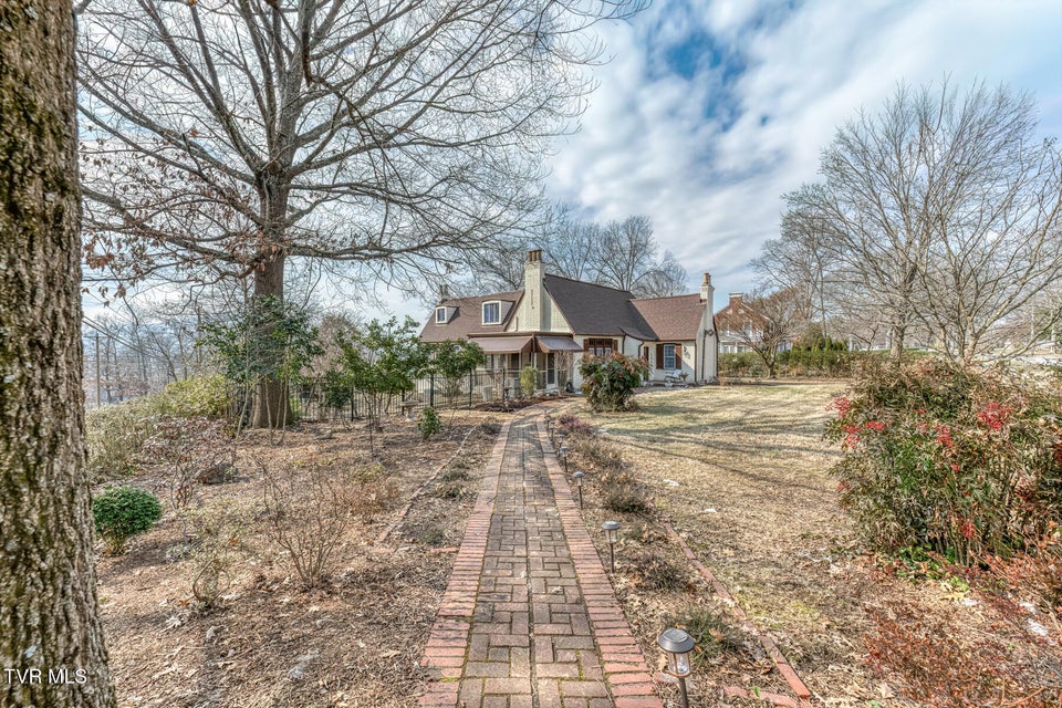 Photo #57: 1245 Watauga Street