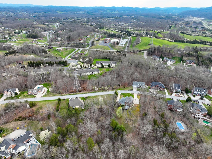 Photo #15: 1804 Buckingham Court