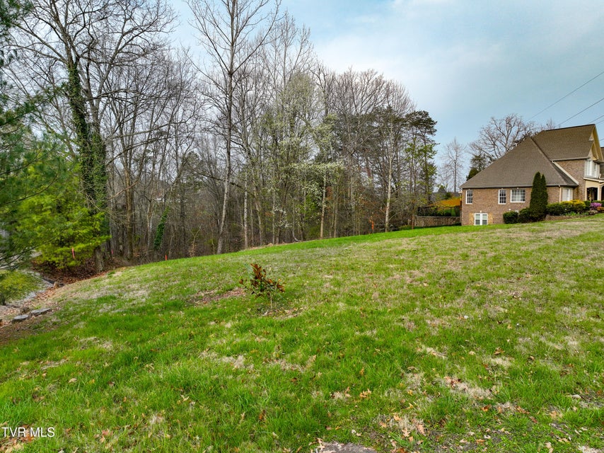 Photo #22: 1804 Buckingham Court