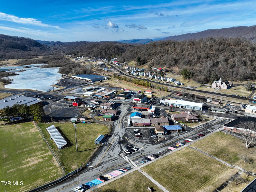 Photo #2: 113 Shaker Lane