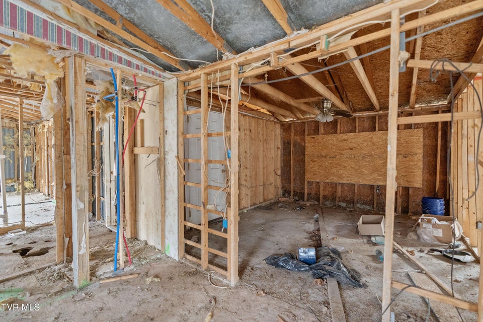 Photo #11: 219 Hartman Lane