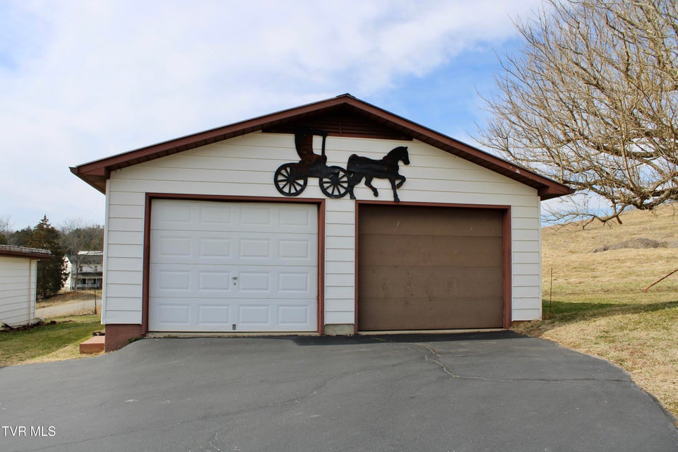 Photo #29: 5517 Poplar Springs Road