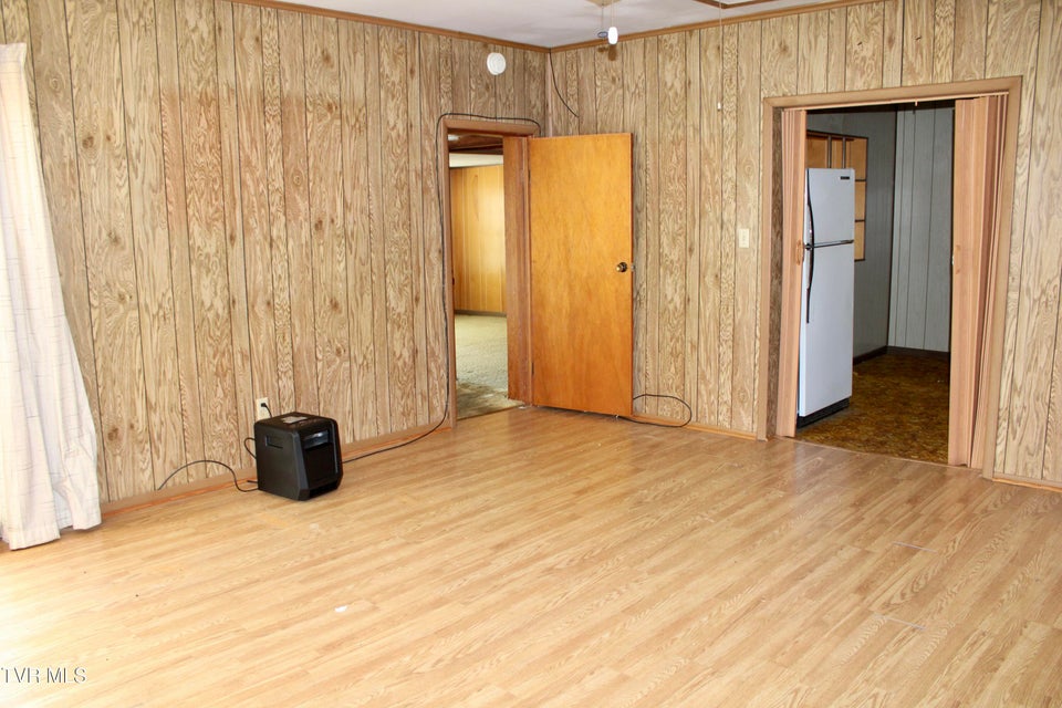 Photo #16: 5517 Poplar Springs Road