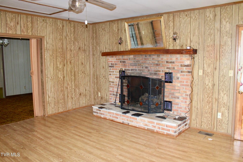 Photo #17: 5517 Poplar Springs Road