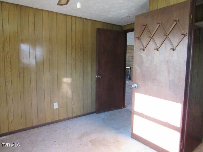 Photo #14: 301 Rose Hill Drive