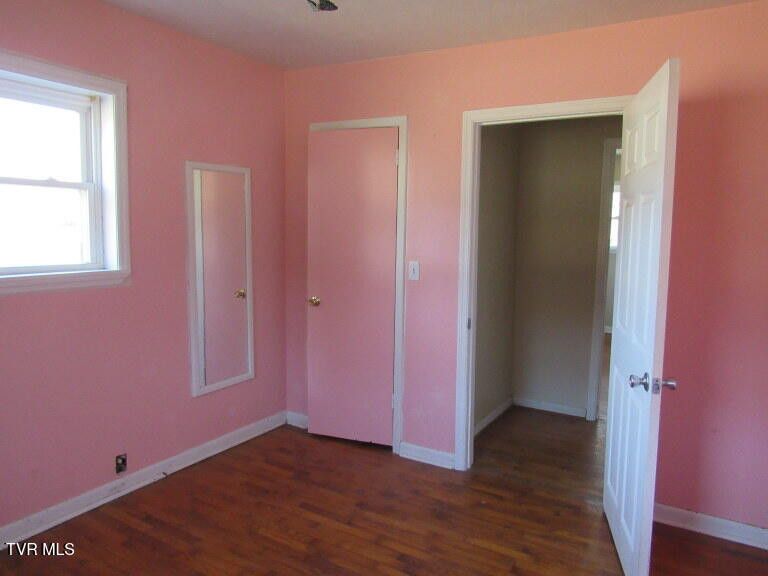 Photo #32: 301 Rose Hill Drive