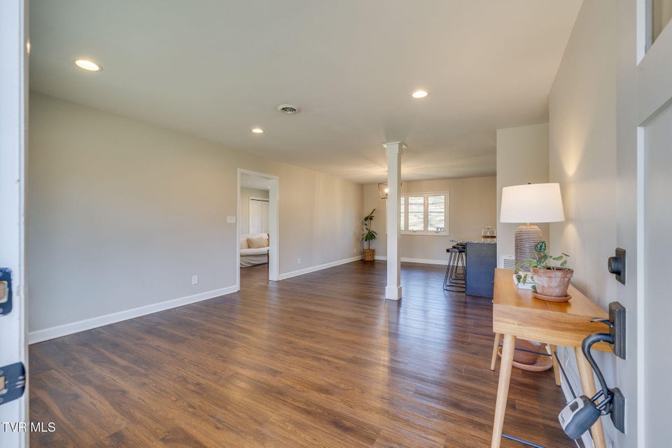 Photo #5: 707 Woodhaven Drive