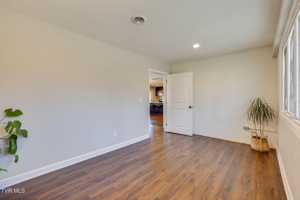 Photo #18: 707 Woodhaven Drive