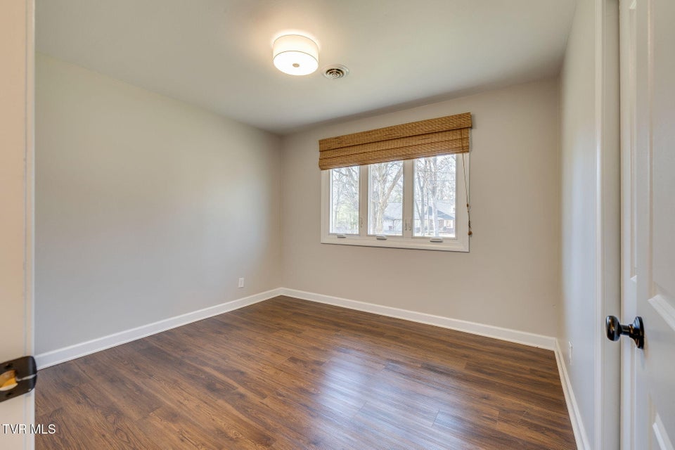 Photo #24: 707 Woodhaven Drive