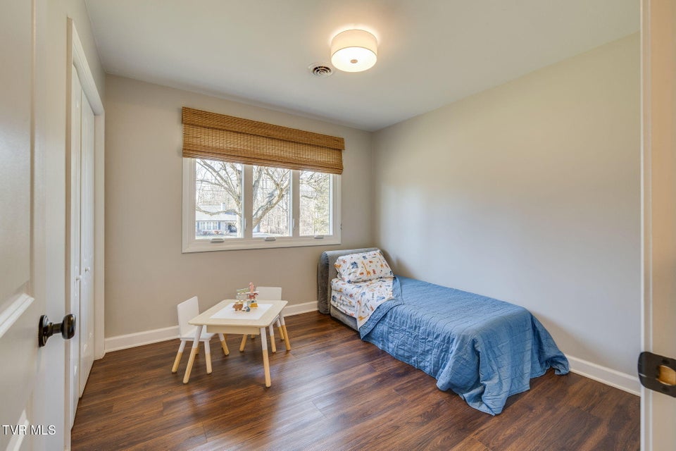 Photo #28: 707 Woodhaven Drive