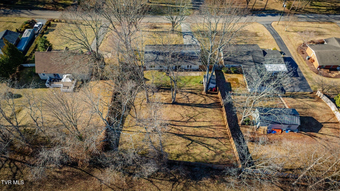 Photo #37: 707 Woodhaven Drive