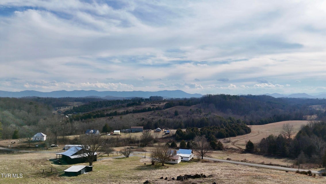 Photo #37: 5517 Poplar Springs Road