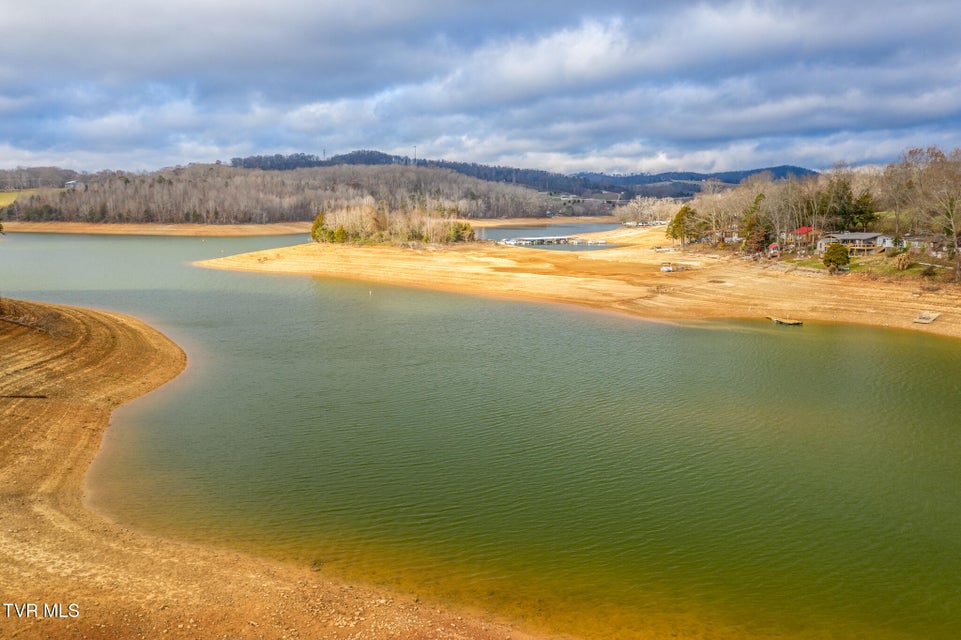 Photo #31: 141 Red Cloud Lane