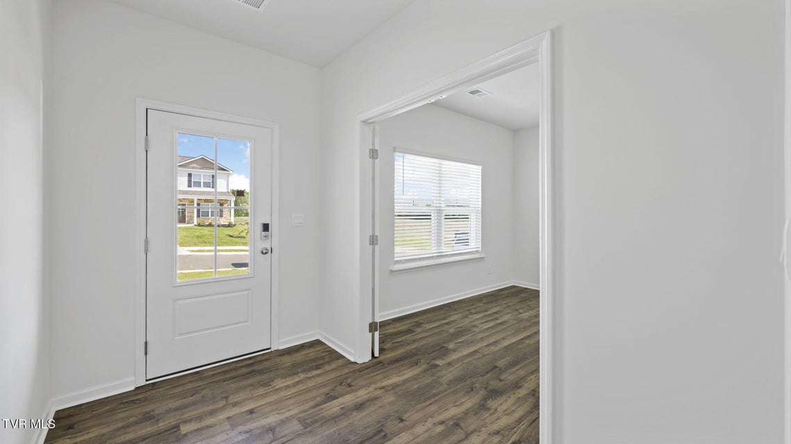 Photo #12: 543 Fieldcrest Road 