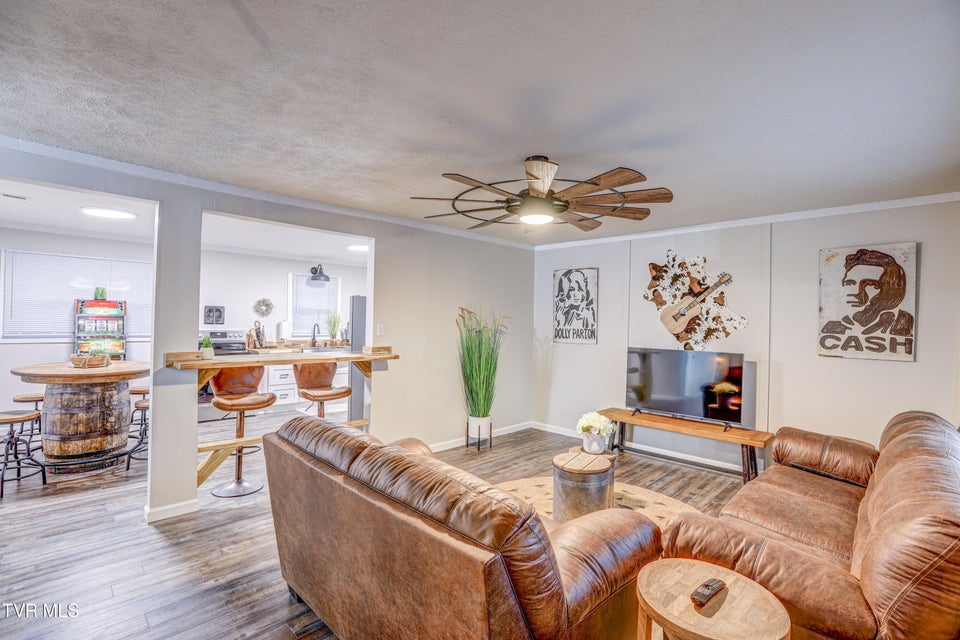 Photo #2: 2133 Veda Drive