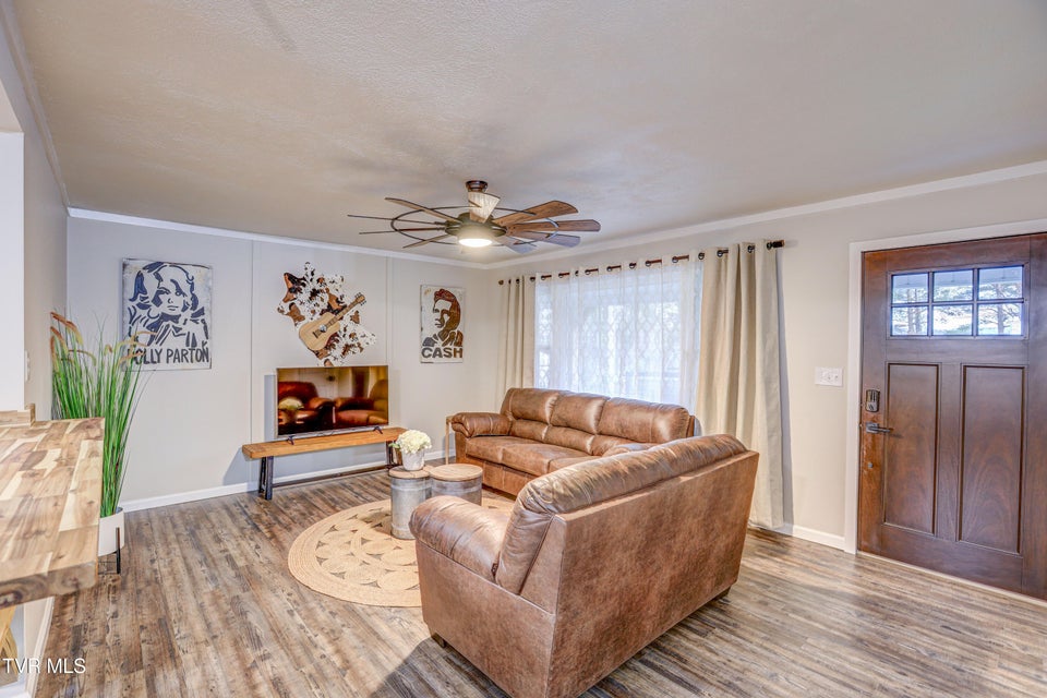 Photo #3: 2133 Veda Drive