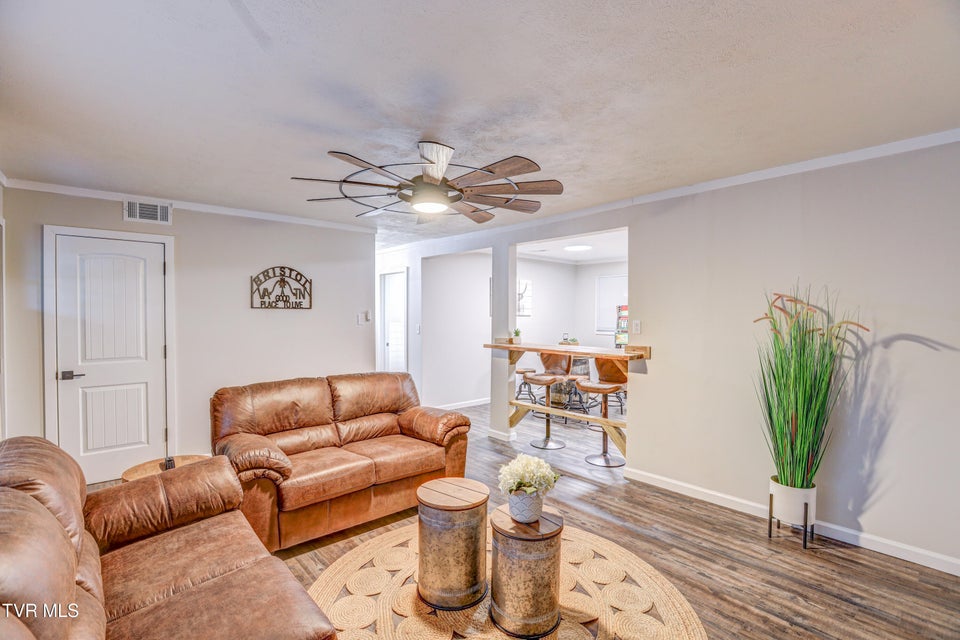 Photo #5: 2133 Veda Drive