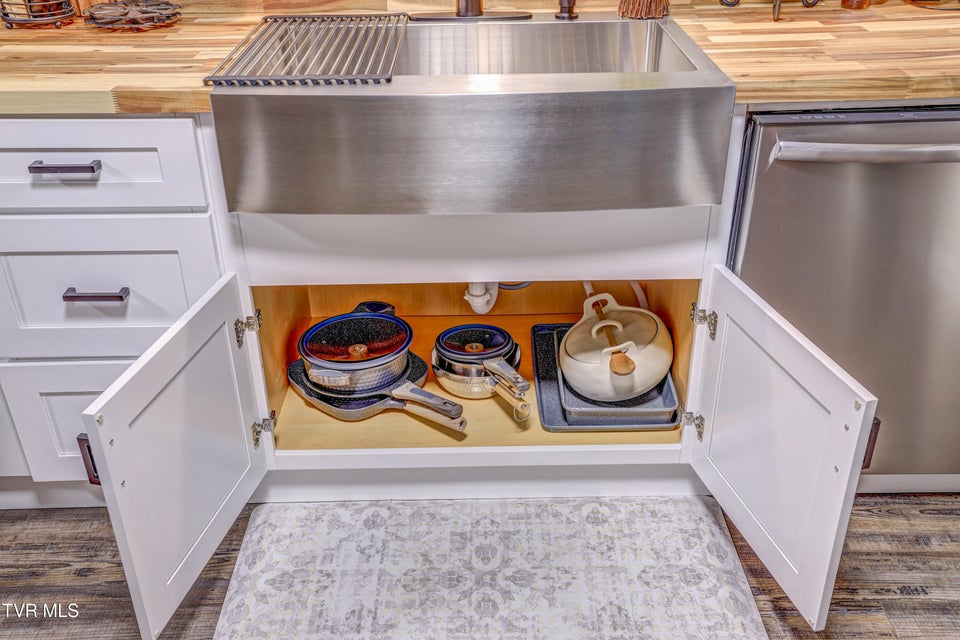 Photo #13: 2133 Veda Drive