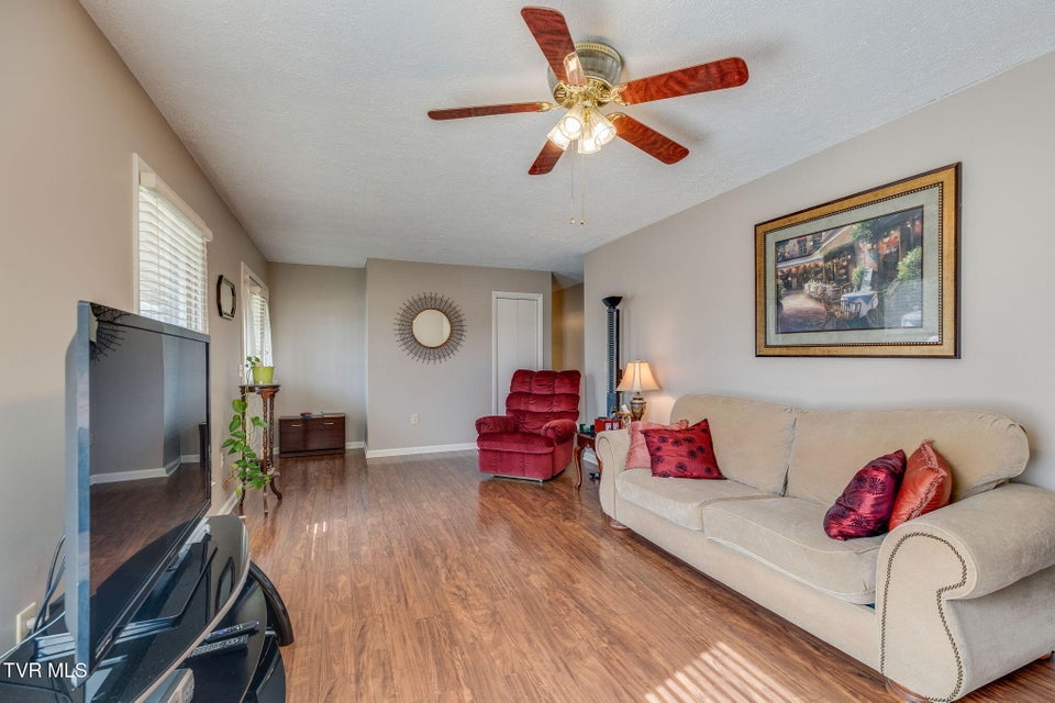 Photo #8: 1909 Diana Road