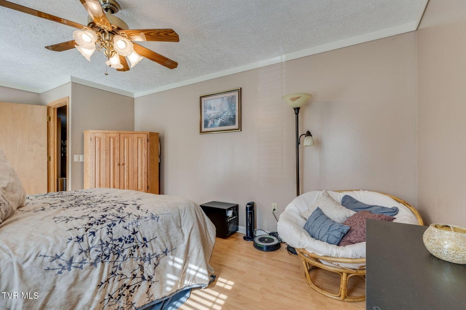 Photo #24: 1909 Diana Road