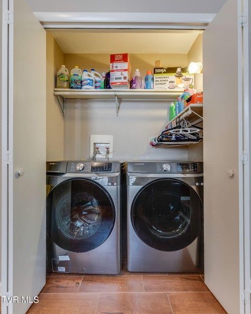 Photo #28: 1909 Diana Road