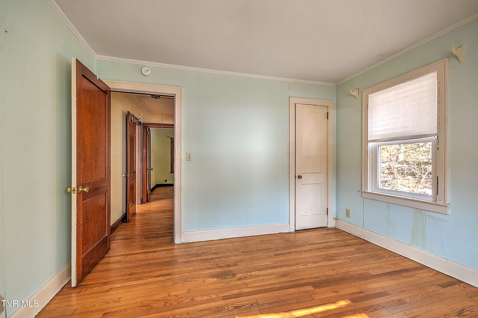 Photo #10: 152 Woodland Drive