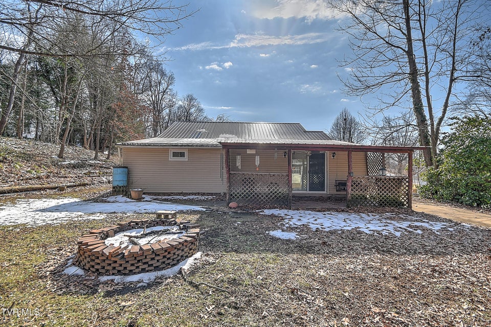 Photo #28: 152 Woodland Drive