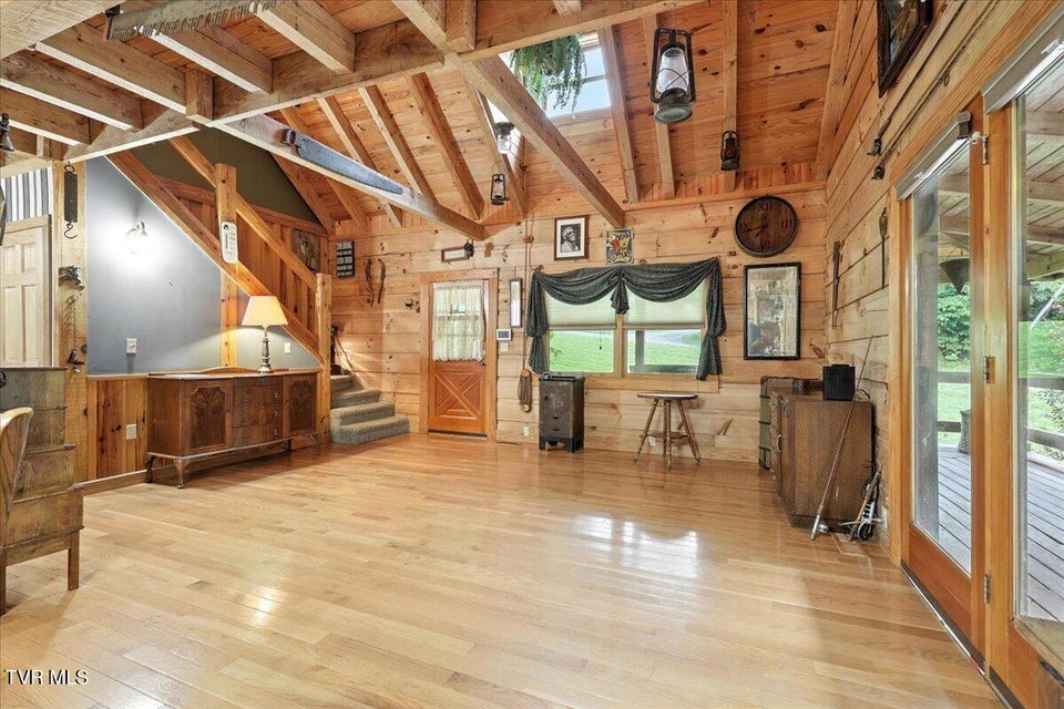 Photo #5: 3716 Mountain View Lane