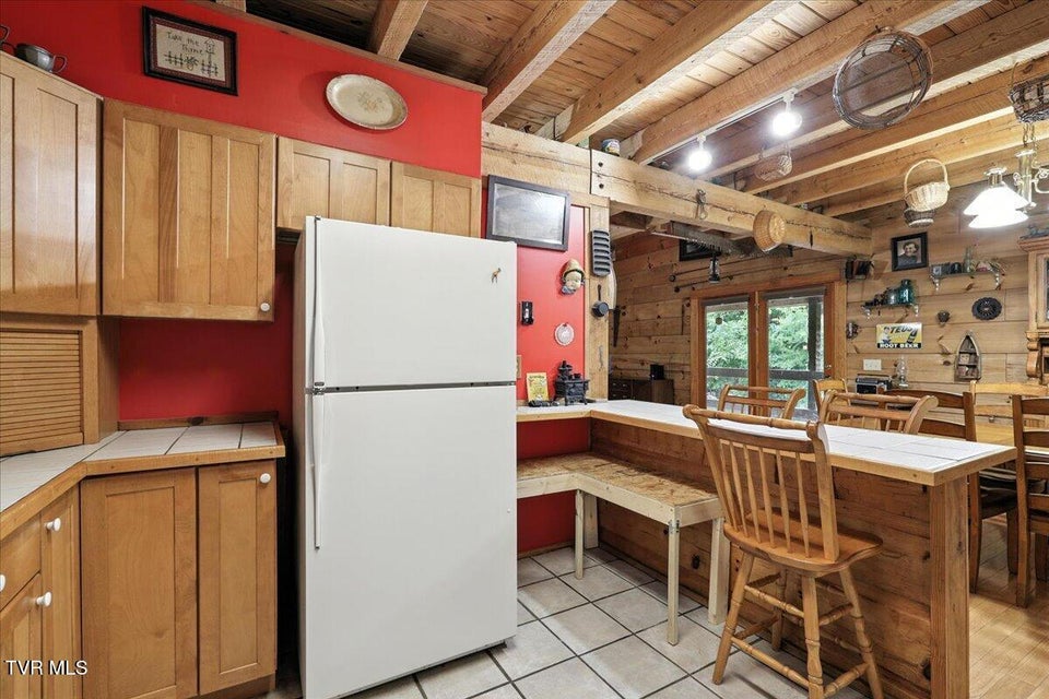 Photo #11: 3716 Mountain View Lane