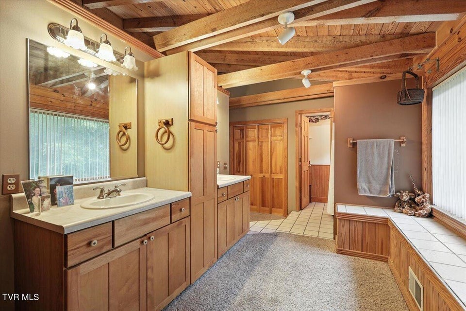 Photo #15: 3716 Mountain View Lane