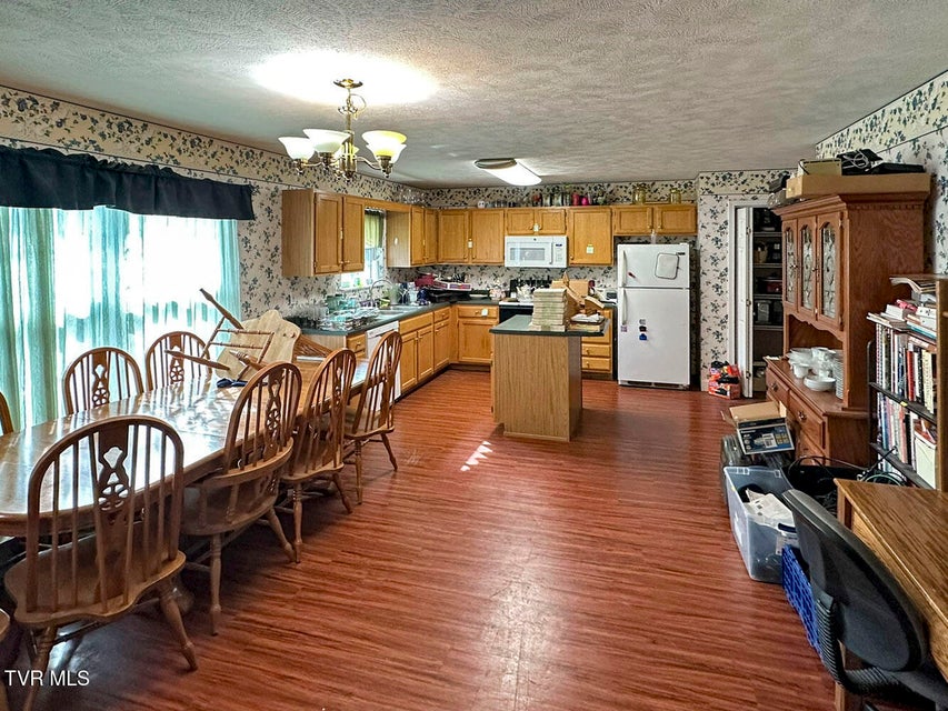 Photo #12: 1536 Boardwalk Circle