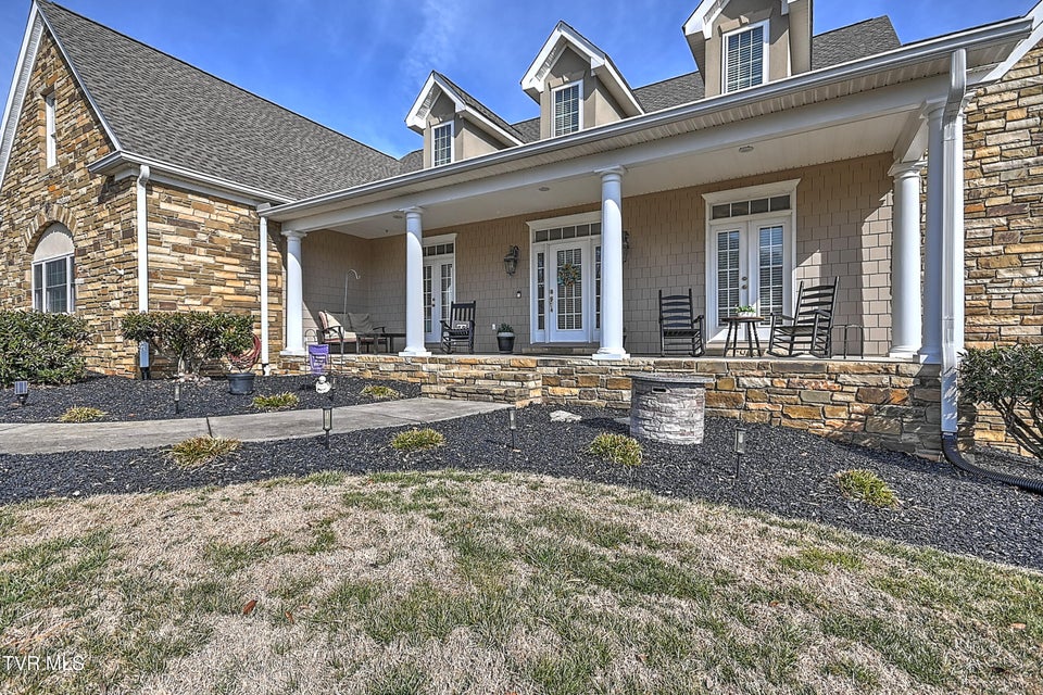 Photo #7: 204 Strawberry Field Drive