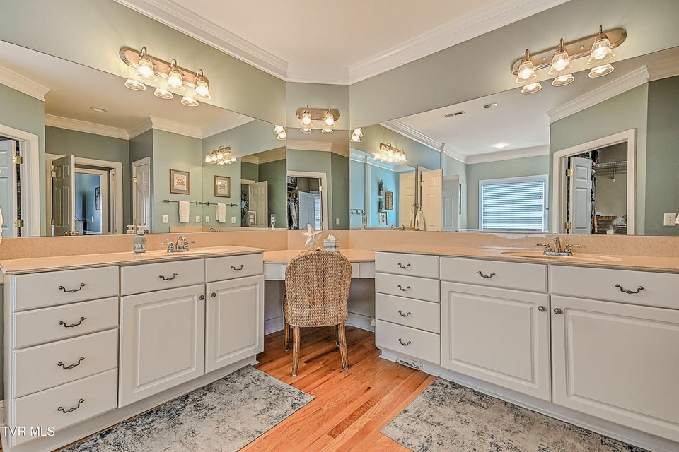 Photo #31: 204 Strawberry Field Drive