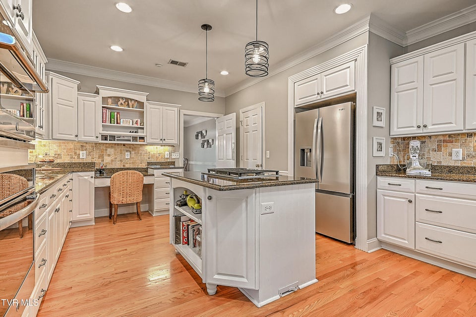 Photo #36: 204 Strawberry Field Drive