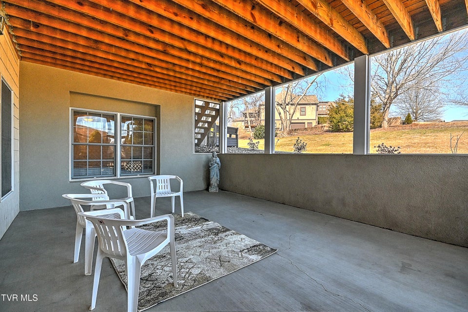 Photo #100: 204 Strawberry Field Drive