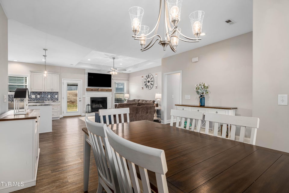 Photo #13: 1914 Meadow Creel Lane