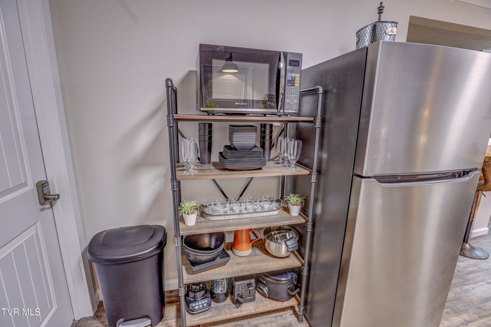 Photo #12: 2133 Veda Drive