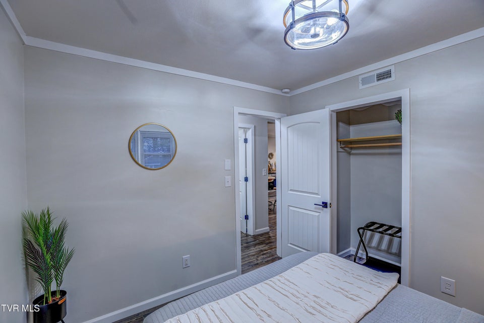 Photo #26: 2133 Veda Drive