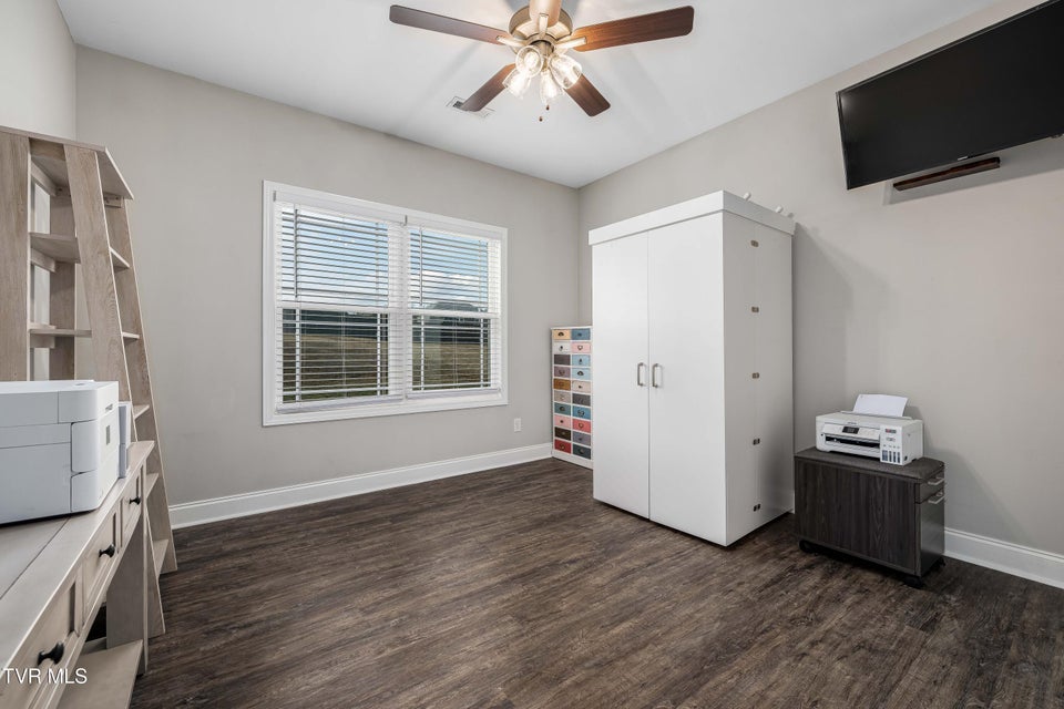 Photo #29: 1914 Meadow Creel Lane