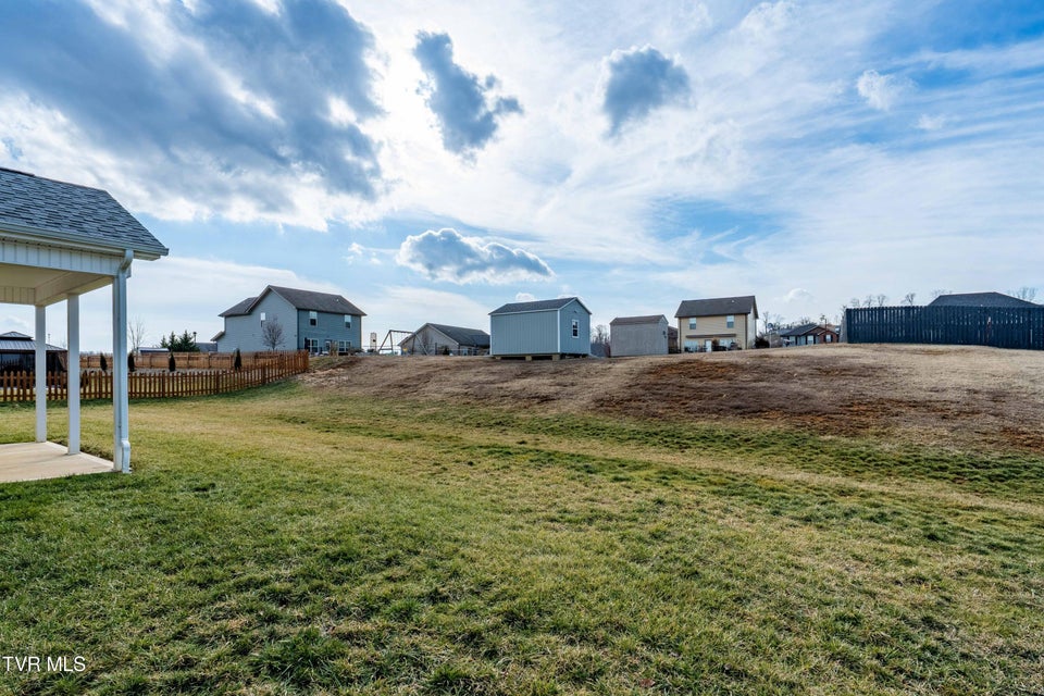 Photo #41: 1914 Meadow Creel Lane