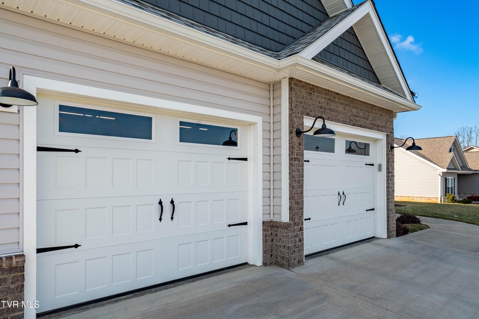 Photo #31: 1914 Meadow Creel Lane