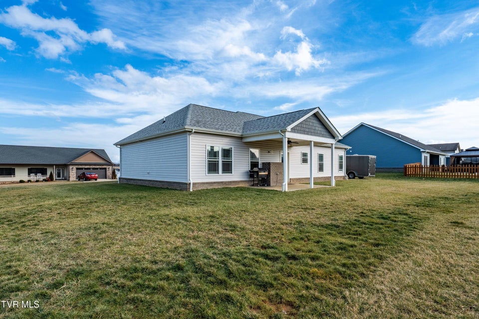 Photo #35: 1914 Meadow Creel Lane