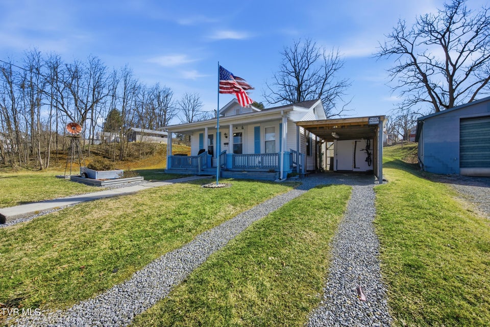 Photo #14: 540 Oakwood Street