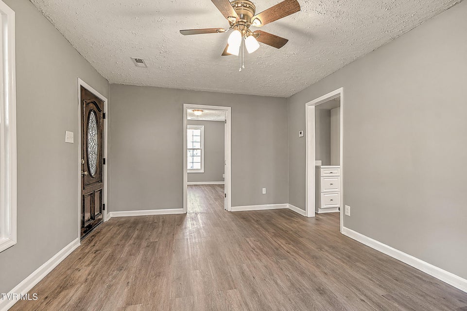 Photo #7: 531 Walnut Hill Road