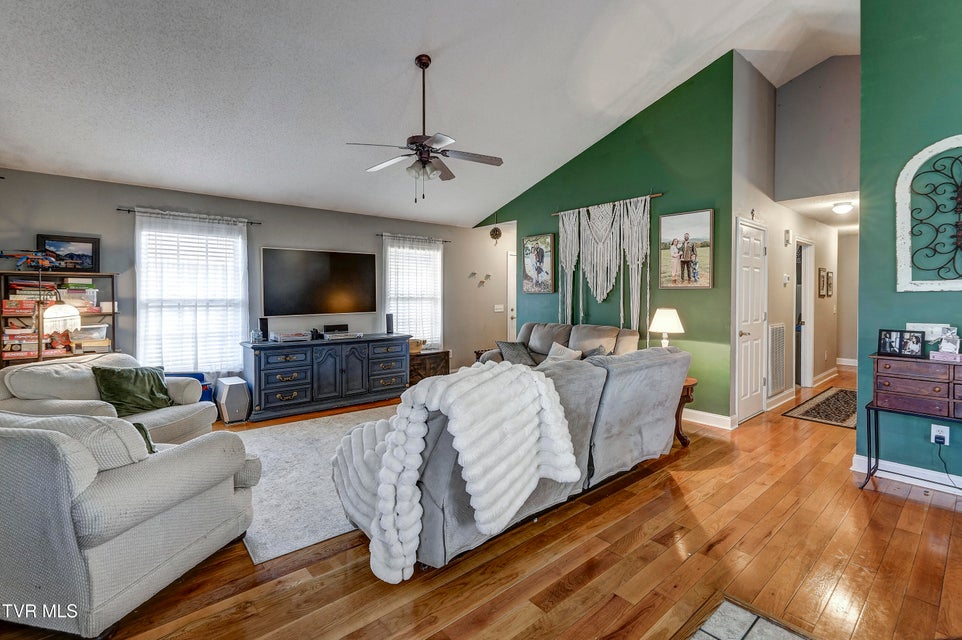 Photo #11: 103 Judd Lane