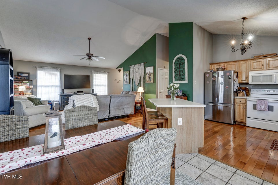 Photo #12: 103 Judd Lane