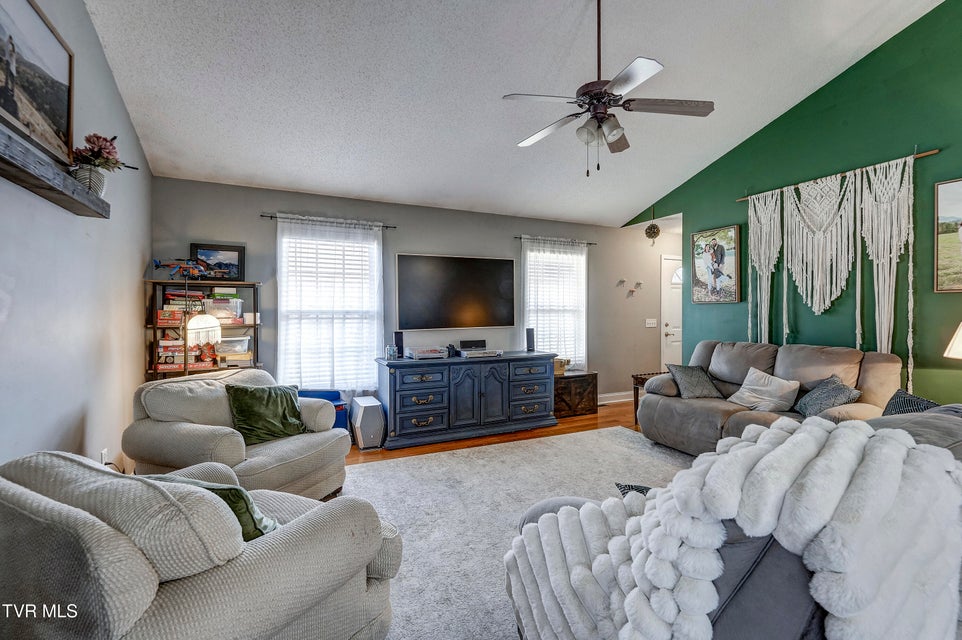 Photo #10: 103 Judd Lane