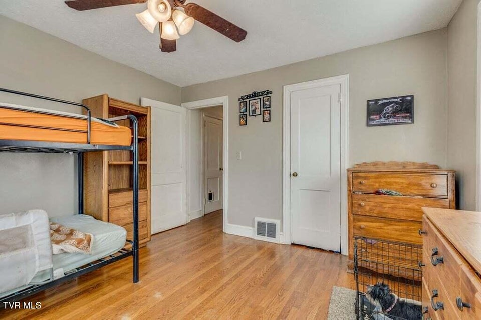 Photo #23: 529 Fulton Ave Avenue