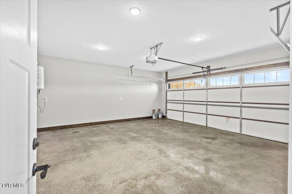 Photo #36: 155 Marigold Lane