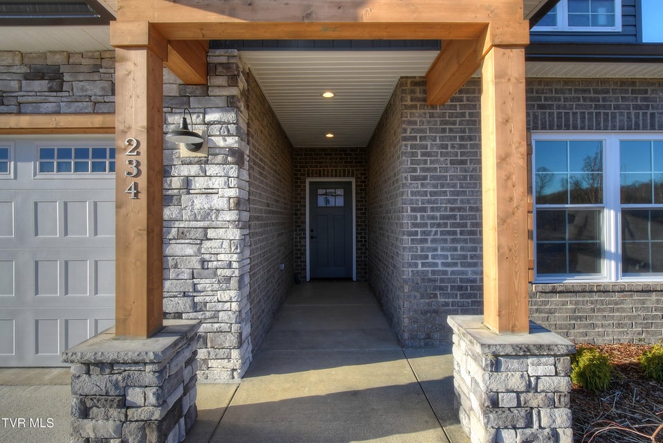 Photo #4: 234 Ruby Rose Ridge